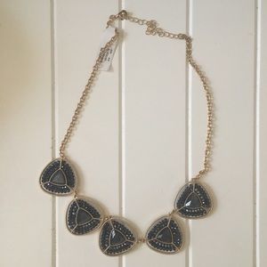 NEW!! Francesca’s navy beaded necklace